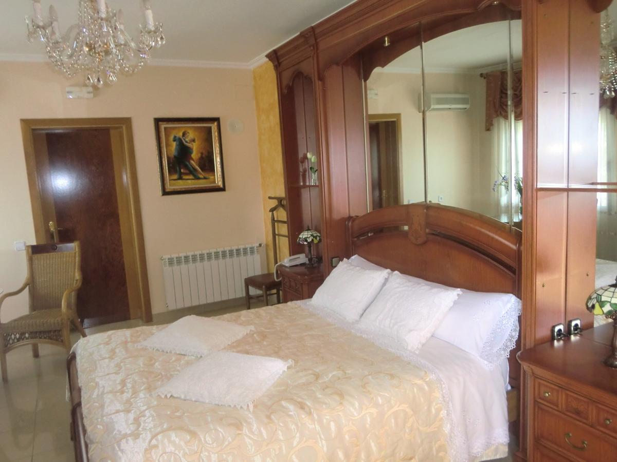 Hotel Gasaqui Ayelo de Malferit Room photo